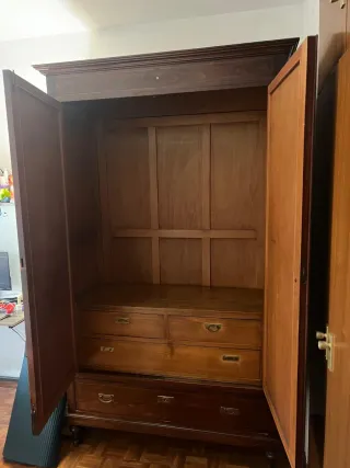 Armario antiguo madera. Doble Espejo gran calidad