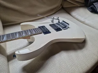 Guitarra Jackson JS12 Modificada