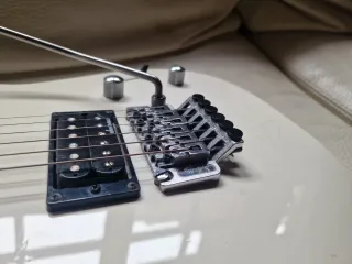 Guitarra Jackson JS12 Modificada