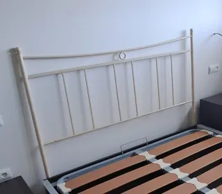 Cabecero metálico beige cama 150