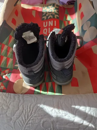 Botas de montaña/nieve negras y naranjas