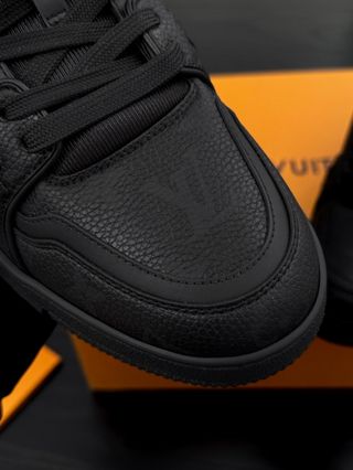 Sneakers Louis Vuitton Nere