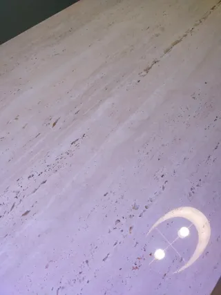 Mármol travertino,sin la madera.