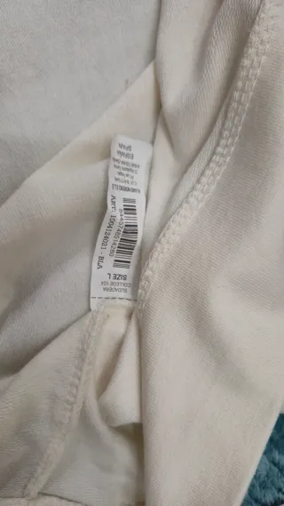 Sudadera ALVARO MORENO blanca con letra A