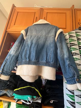 Cazadora vaquera con borreguillo