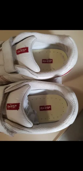 Zapatos Levi's Unisex Blancos