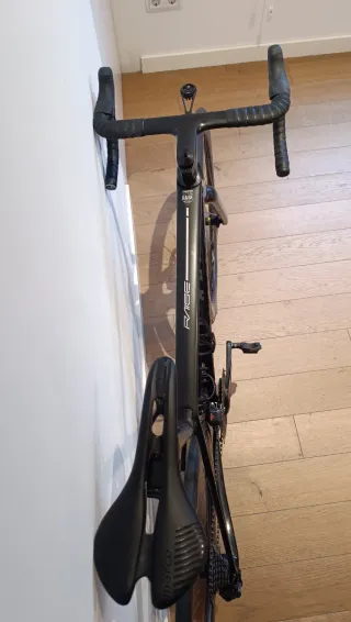 Megamo Raise 2021 (ruedas carbono y potenciometro)