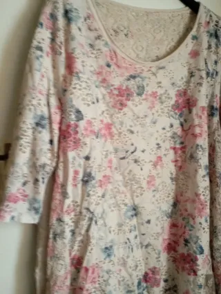 Blusa floral encaje talla única