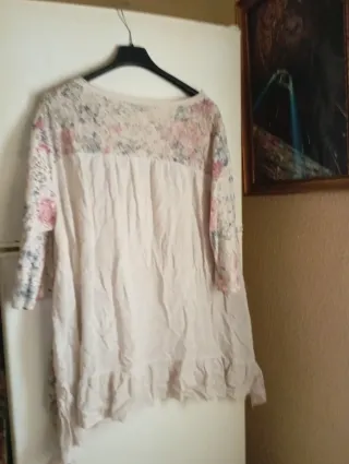 Blusa floral encaje talla única