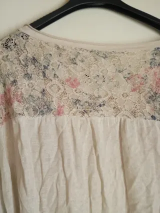 Blusa floral encaje talla única