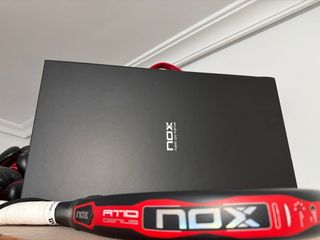 Pala Padel Nox AT10 Genius Tapia con caja original