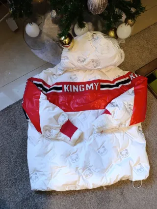 Chaqueta OULINI blanca y turquesa con pandas