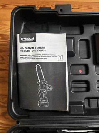 Sega a batteria compatta Hyundai