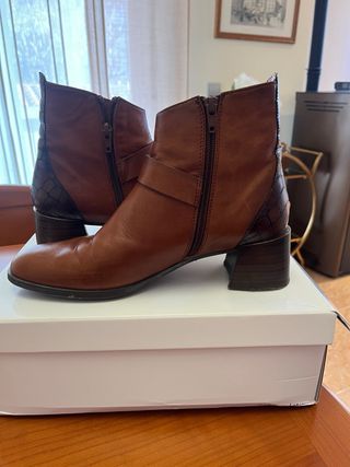 Botines Hispanitas Piel Marrón Talla 39