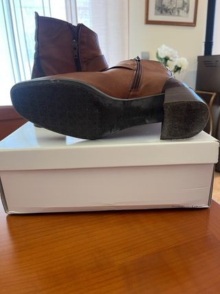 Botines Hispanitas Piel Marrón Talla 39