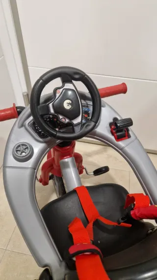 Triciclo Ferrari con Manillar