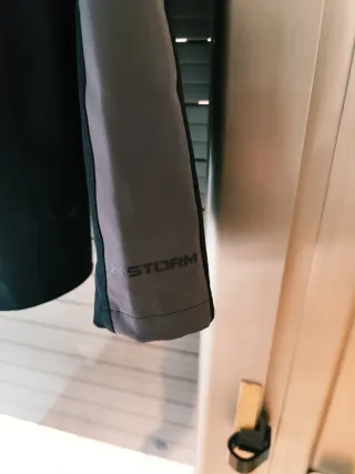 Chaqueta Under Armour adaptable