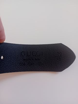 Cinturón Gucci Negro Hebilla Dorada GG