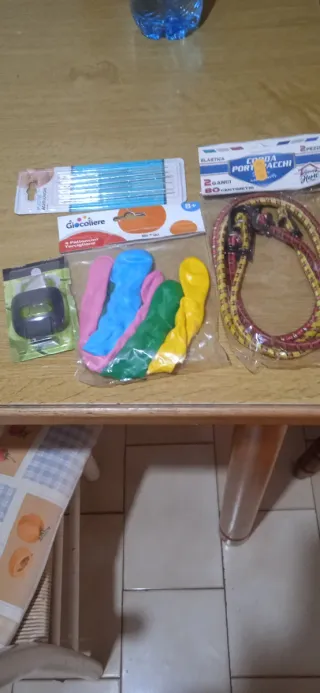 Set palloncini, corda elastica e altro