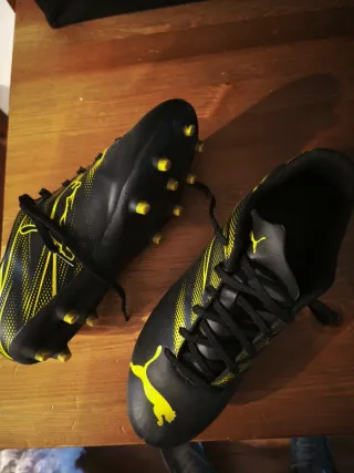Botas de fútbol Puma Talla 40