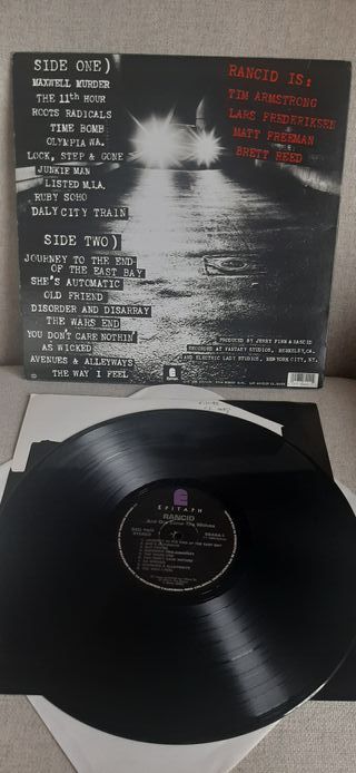 Rancid "...And Out Come The Wolves" LP Vinilo