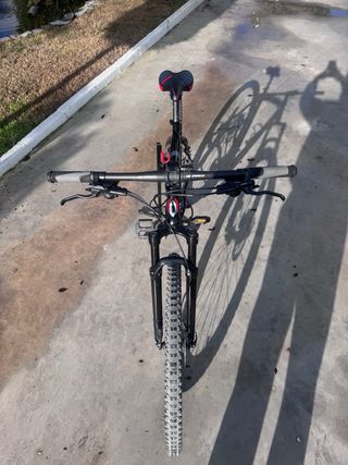 Bicicleta B-Pro M930 MTB Negra/Roja