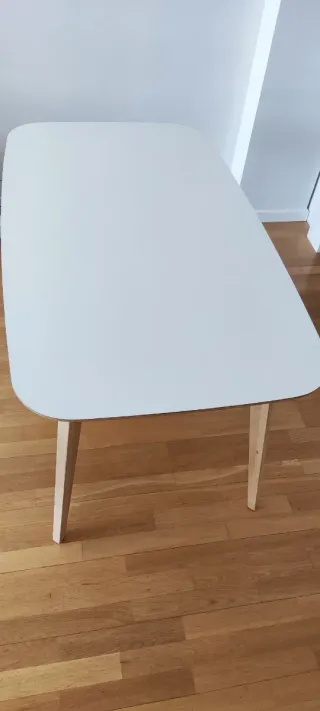 Mesa de comedor moderna madera