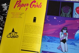 Lote 2 comics Sin City y Paper Girls N 1 Español