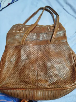 Bolso grande artesanal de cuero