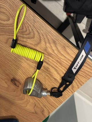 Candado de disco moto ZOVii amarillo