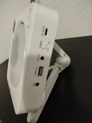 Radio . Pen drive Compact CD Auxiliar  Bluetooth.