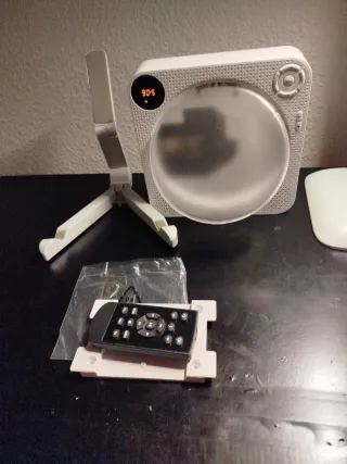 Radio . Pen drive Compact CD Auxiliar  Bluetooth.