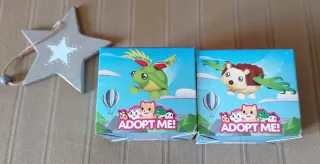 Mini figure McDonald's Adopt Me Tartaruga e Riccio