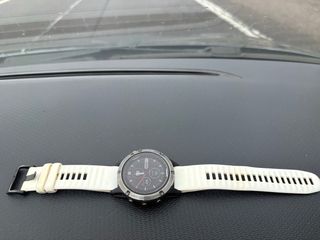 Reloj Garmin Fenix 5 Negro y Blanco