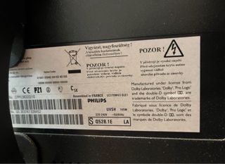 Televisor Philips 37” Full HD + soporte de diseño