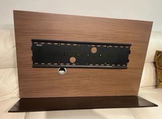 Televisor Philips 37” Full HD + soporte de diseño