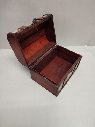 Baúl Joyero de Madera