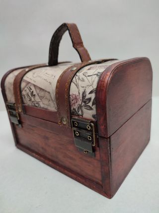 Baúl Joyero de Madera