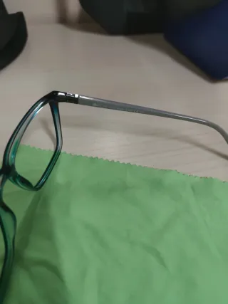 Armadura gafas MOMI verde