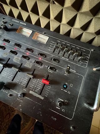 Mixer Stereo Vintage Analogico