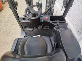 Carretilla Eléctrica Linde E30 EVO LI ION