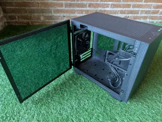 Torre PC Razer Tomahawk Mini-ITX