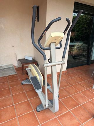 Bicicleta Elíptica Tunturi Pure 6.0