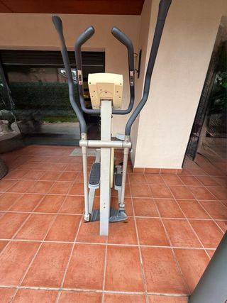 Bicicleta Elíptica Tunturi Pure 6.0