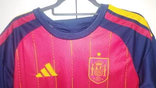 Camiseta España 2026. Talla L. Entrega inmediata