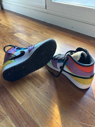 Zapatillas Jordan 1 Mid Multicolor