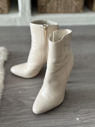 Botines Guess Tacón blanco