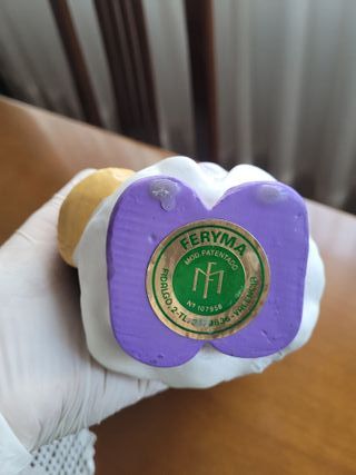 Muñeca antigua escayola con cesta