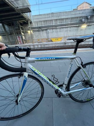 Bicicleta de carretera Cannondale