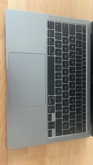 MacBook Air 13 2020 i7 256GB Iris Touch ID